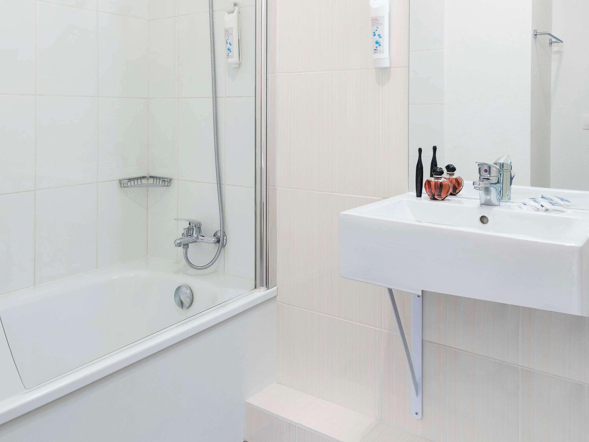 Ibis Budget Bobigny Pantin Exteriör bild