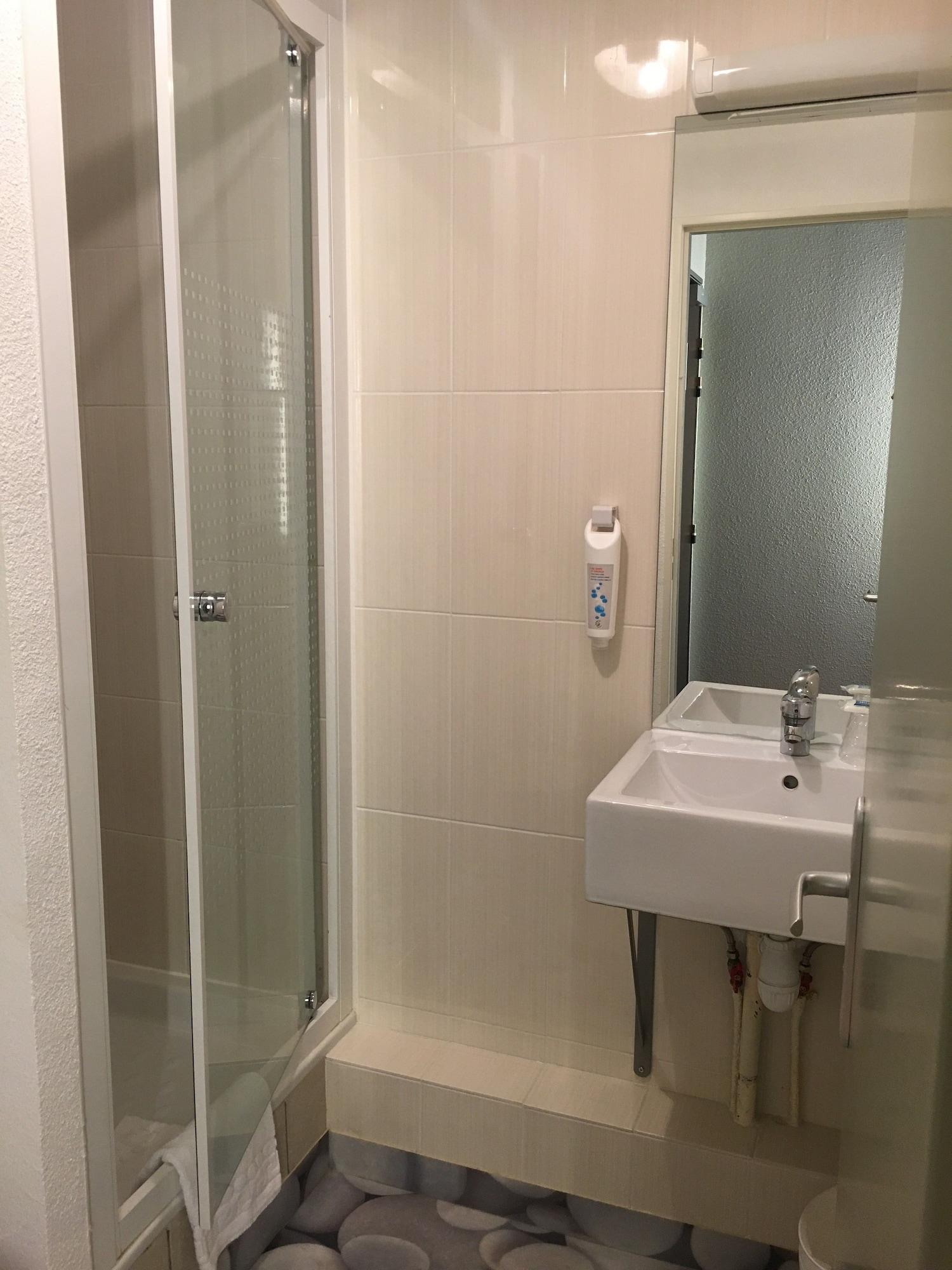 Ibis Budget Bobigny Pantin Exteriör bild