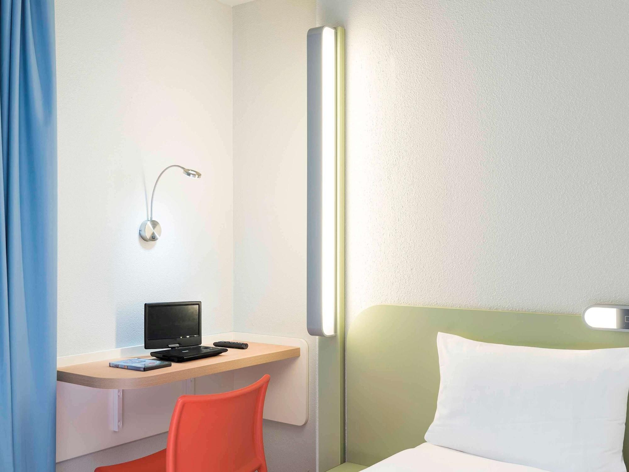 Ibis Budget Bobigny Pantin Exteriör bild