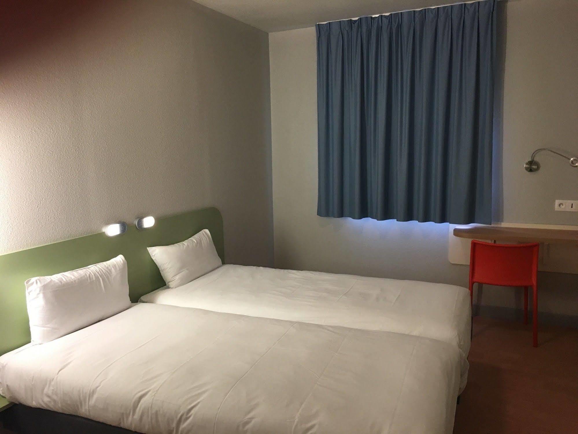 Ibis Budget Bobigny Pantin Exteriör bild